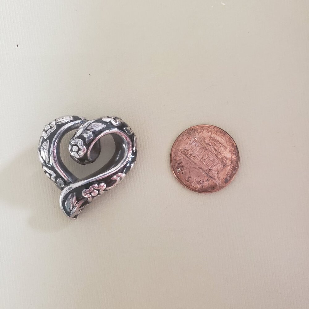 Sterling Heart Loop Pendant - Picture 5 of 6